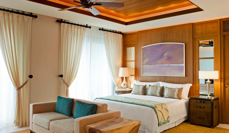 middle-east-holidays-abu-dhabi-st-regis-saadiyat-island-resort-hotel-St-regis-suite